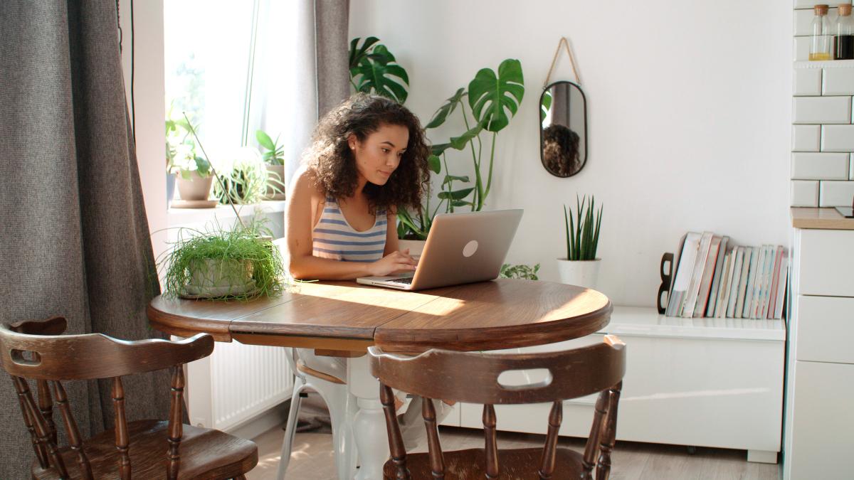 woman using a computer